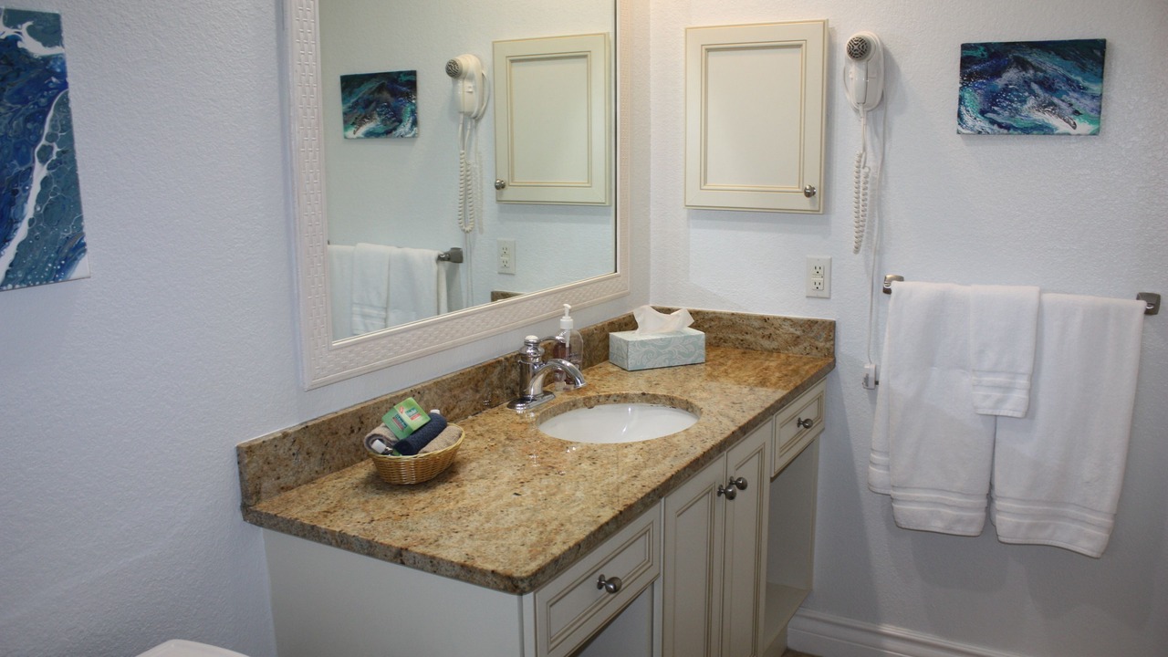 Photo of Bathroom in Holmes Beach