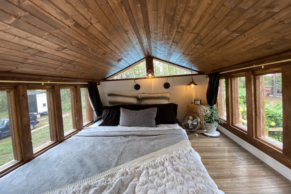 Photo of Bedroom in Alachua