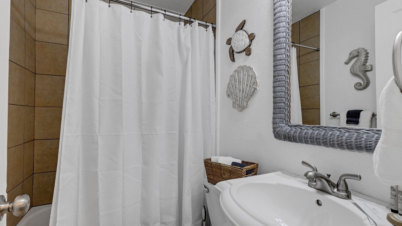Photo of Bathroom in Bay Esplanade