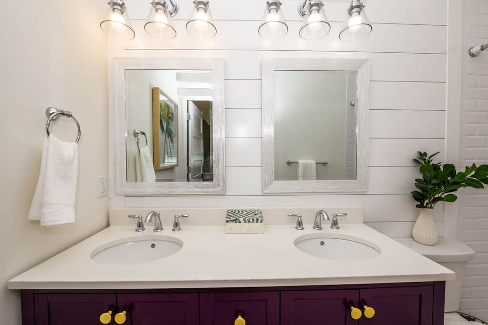 Photo of Bathroom in Holmes Beach