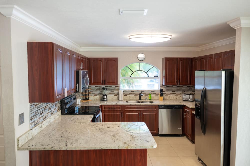 Photo of Kitchen in Egypt Lake-Leto