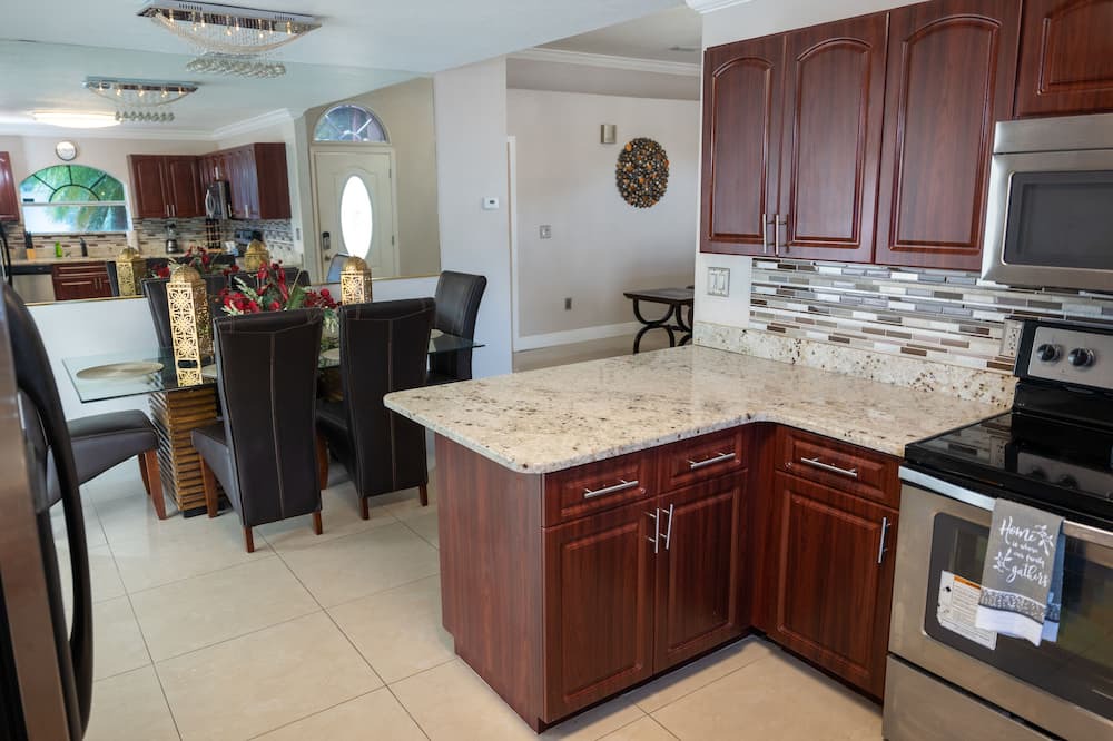 Photo of Kitchen in Egypt Lake-Leto