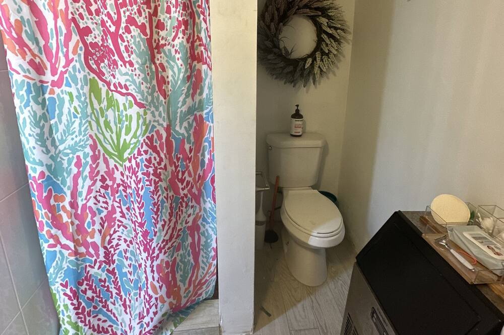 Photo of Bathroom in Midtown
