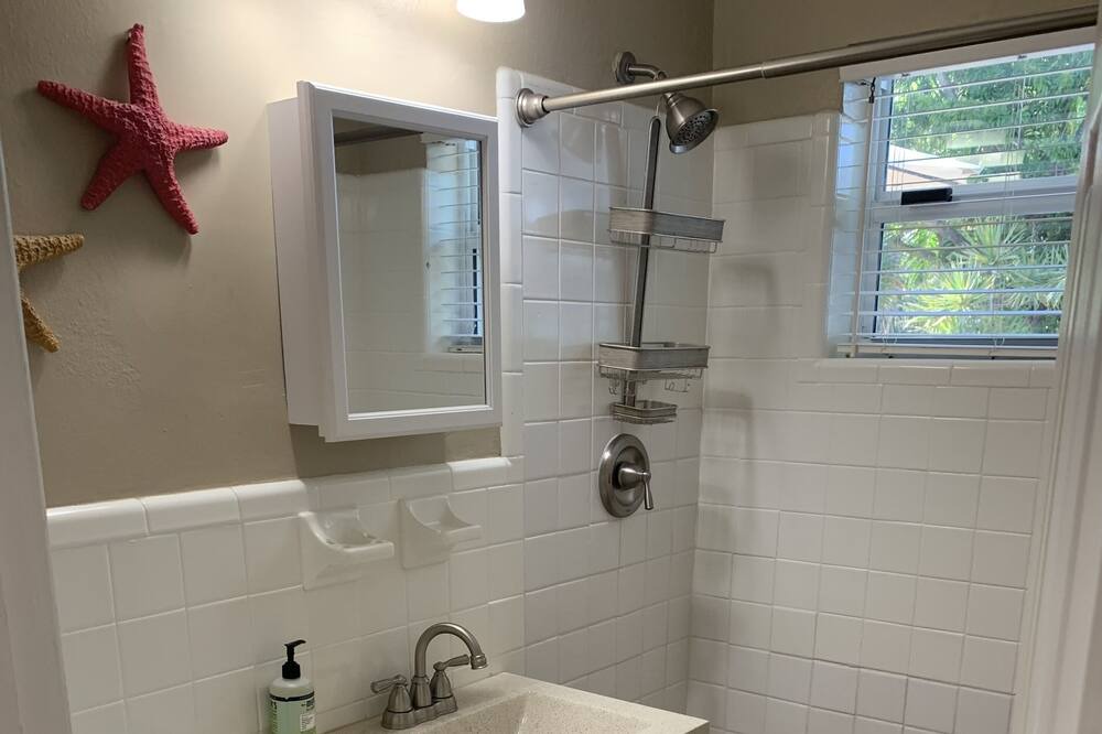 Photo of Bathroom in Midtown