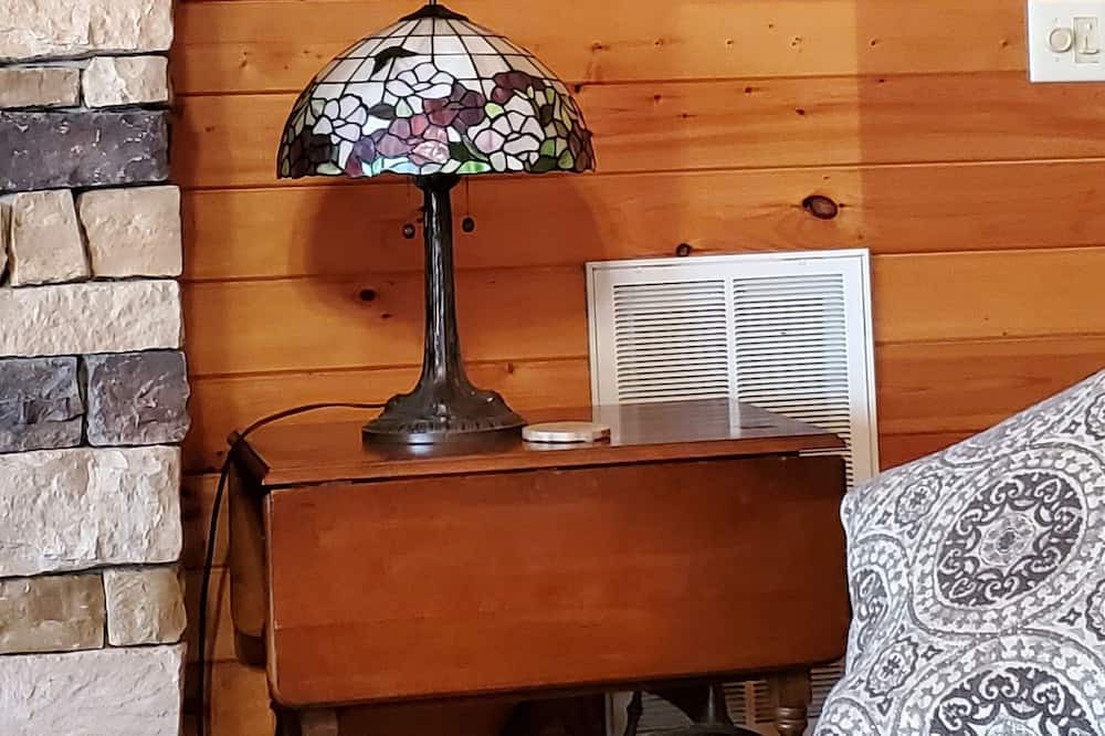 Photo of Bedroom in Rocky Bottom
