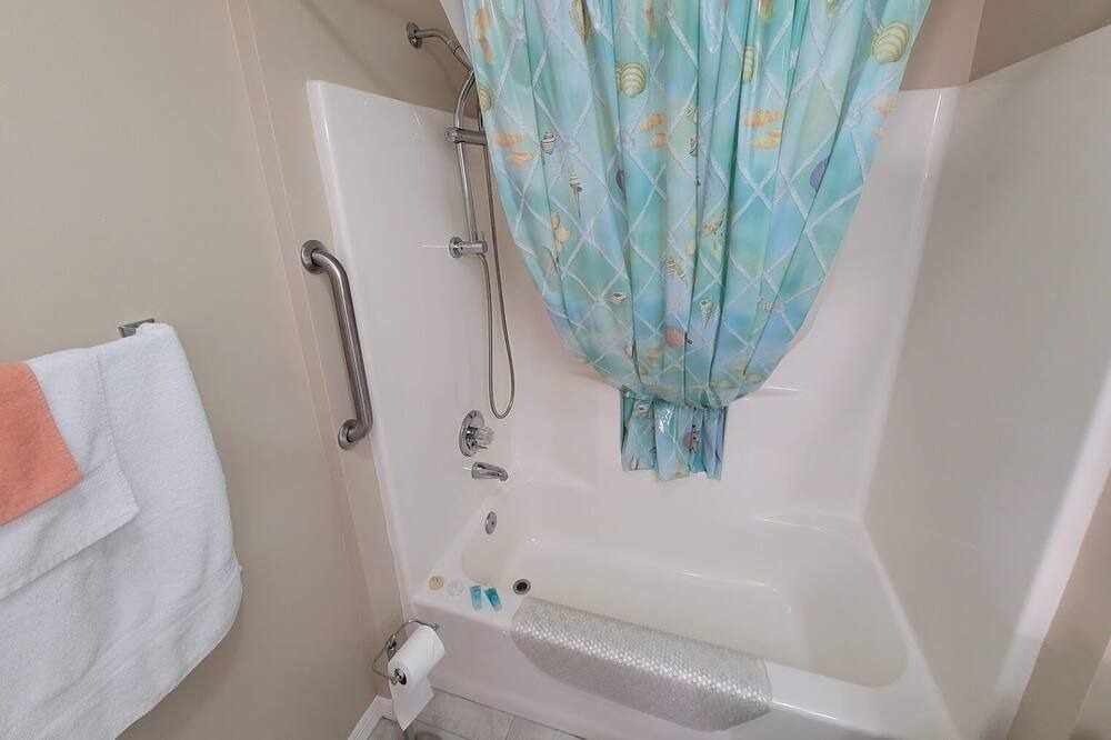 Photo of Bathroom in El Cortez