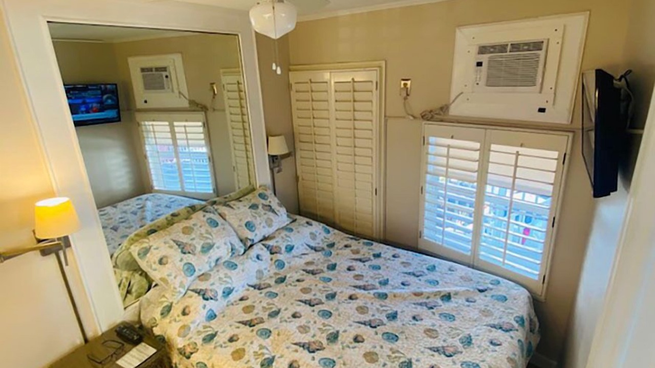 Photo of Bedroom in North Redington Beach