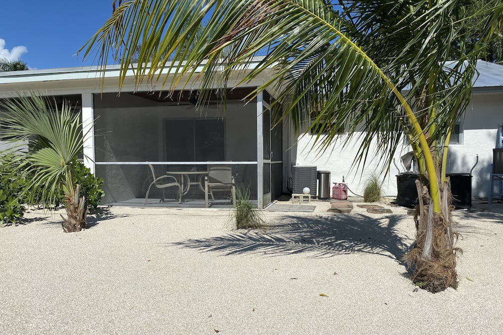 Photo of Others in Hobe Sound