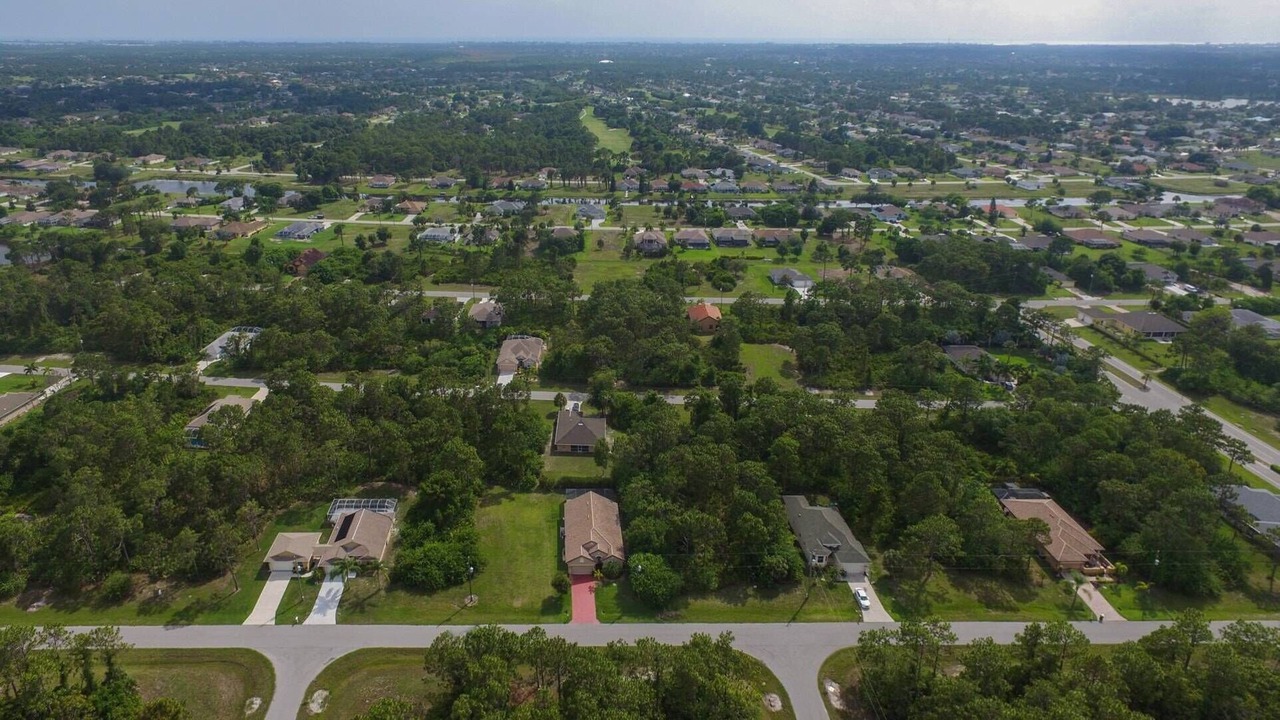 Photo of Outdoor in Rotonda Lakes