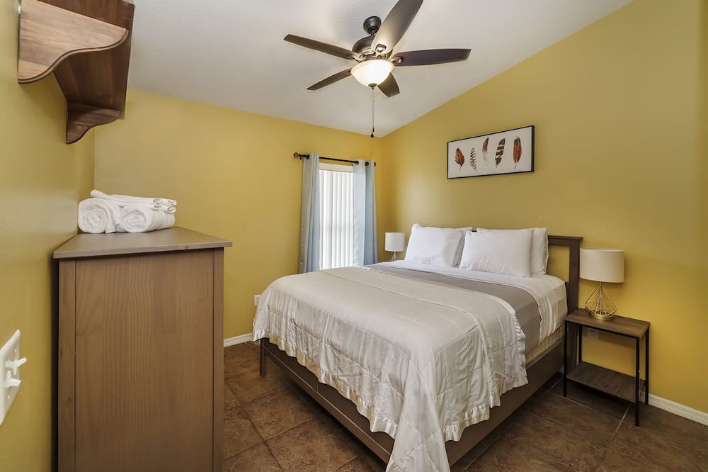Photo of Bedroom in Land O' Lakes