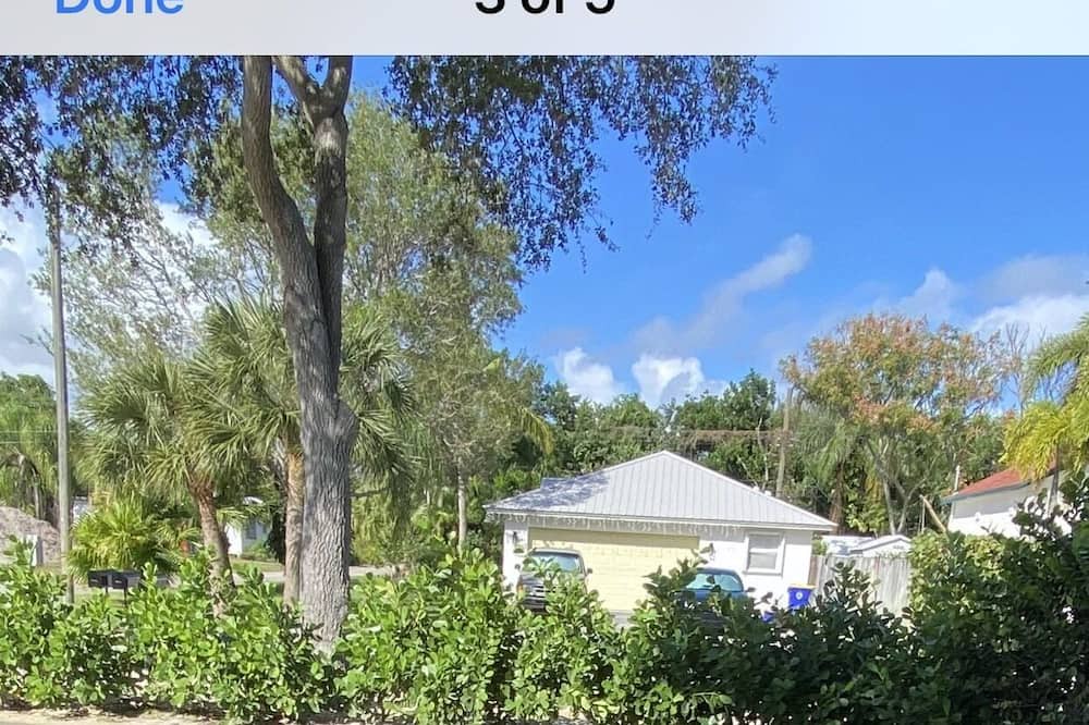 Photo of Others in Hobe Sound