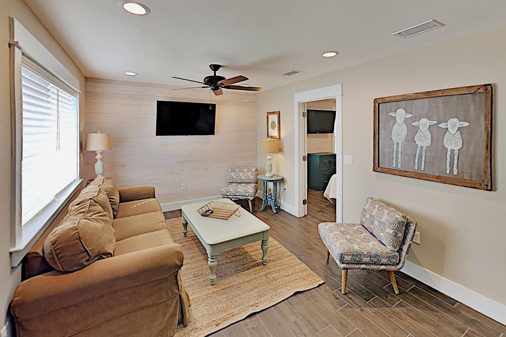 Photo of Livingroom in Destin