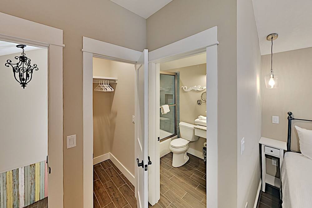 Photo of Bathroom in Destin