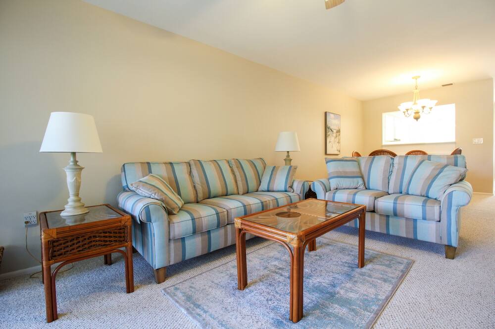 Photo of Livingroom in The Meadows