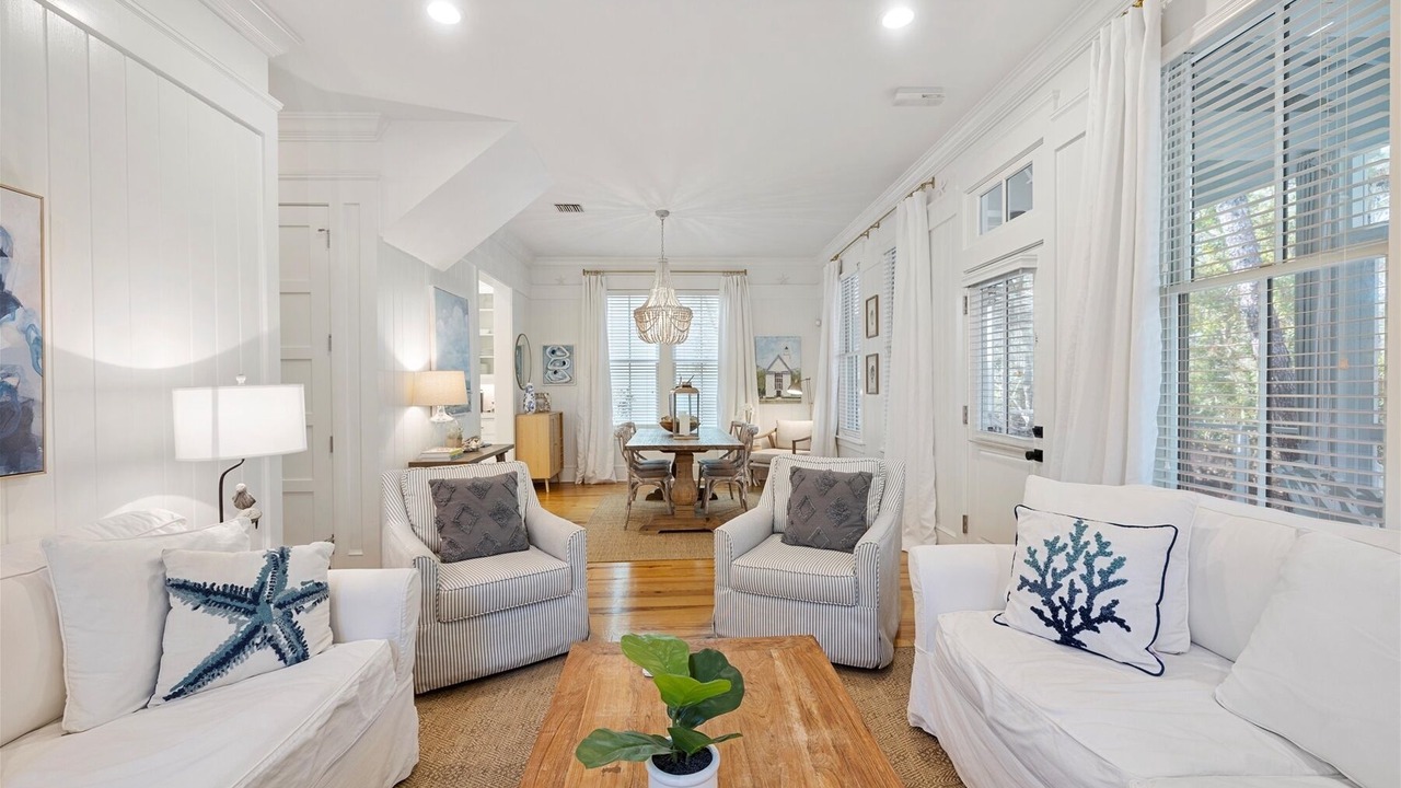 Photo of Livingroom in Cottage District