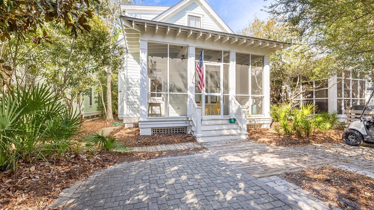 Photo of Outdoor in Cottage District