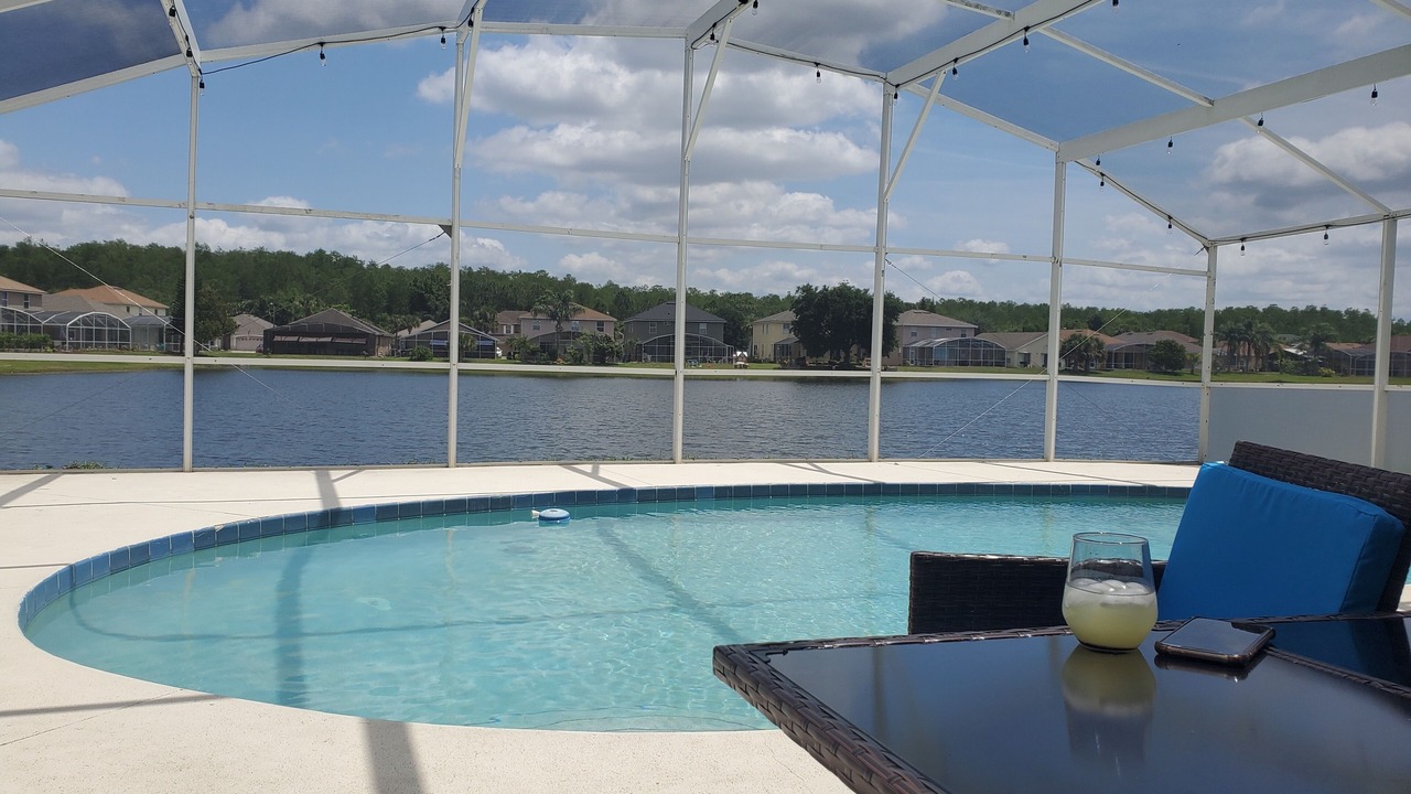 Photo of Outdoor in Meadow Woods