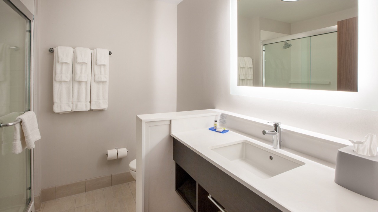 Photo of Bathroom in Cottondale