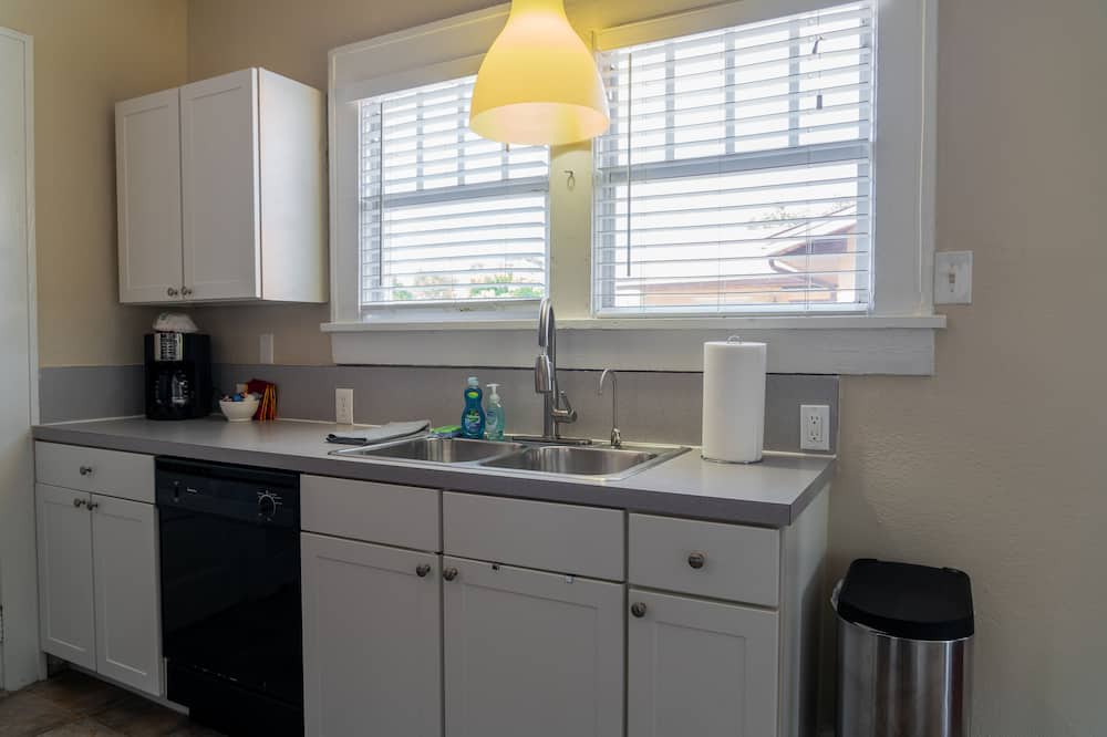 Photo of Kitchen in Riviera Bay