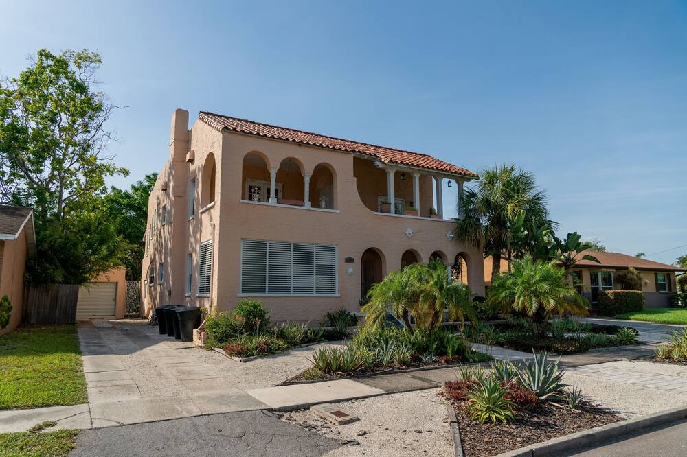 Photo of Outdoor in Riviera Bay