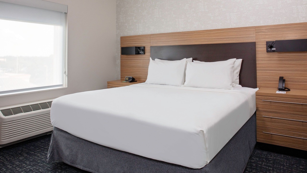 Photo of Bedroom in Airport North