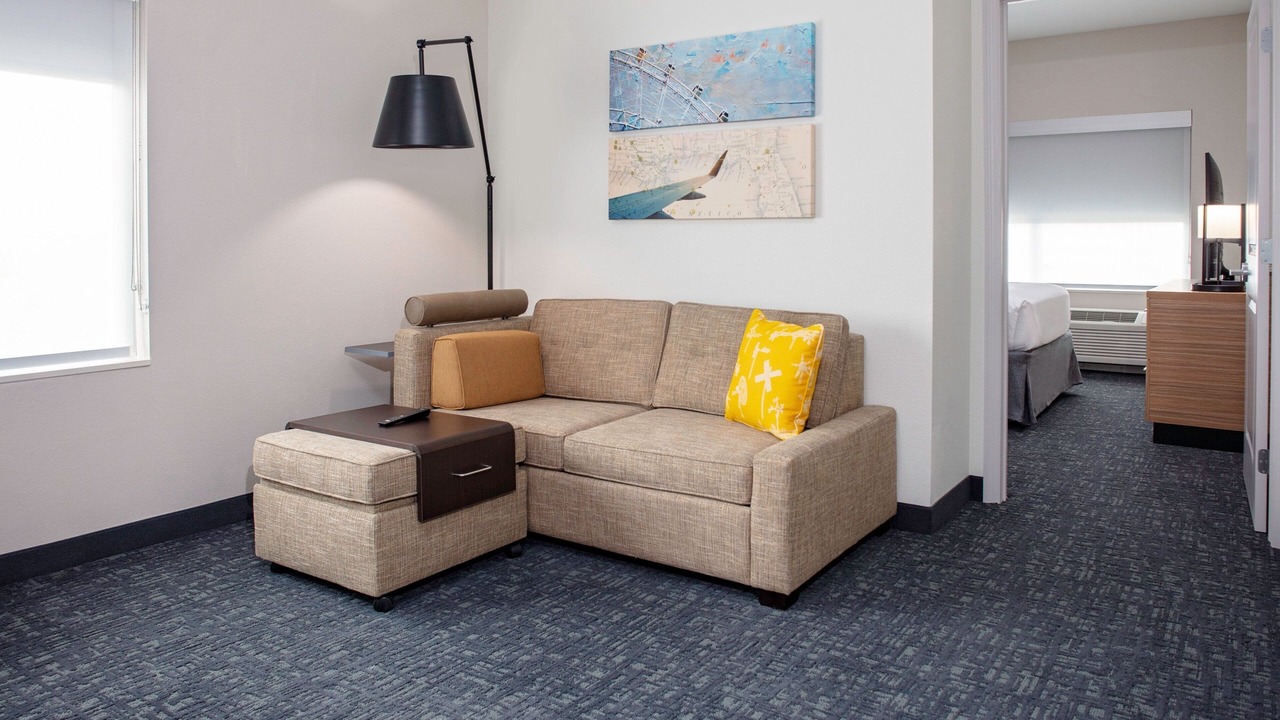 Photo of Bedroom in Airport North