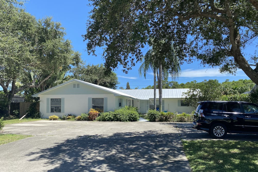 Photo of Others in Hobe Sound