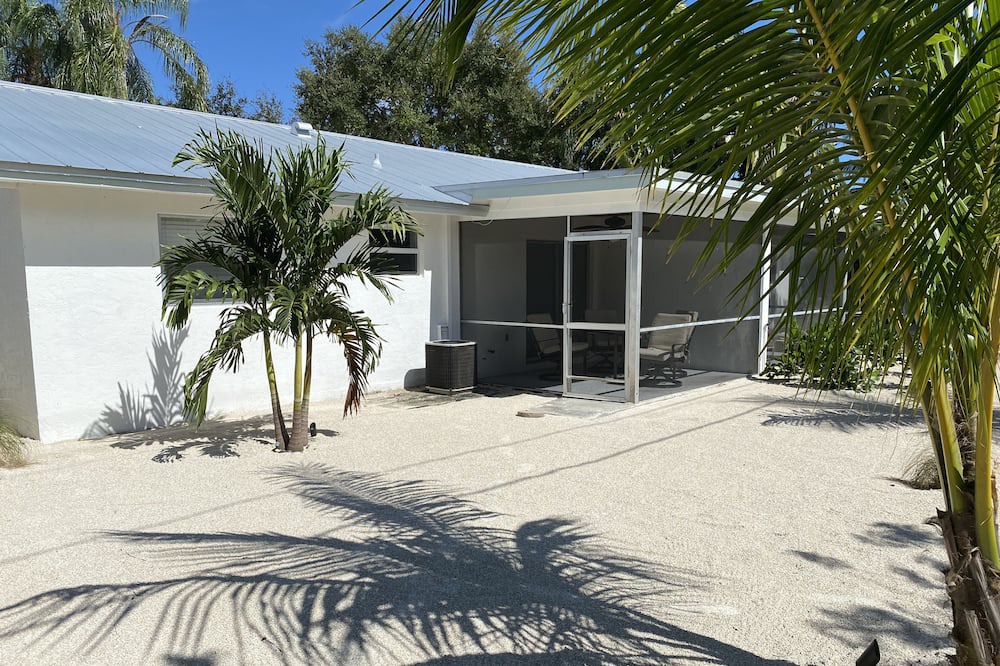 Photo of Others in Hobe Sound