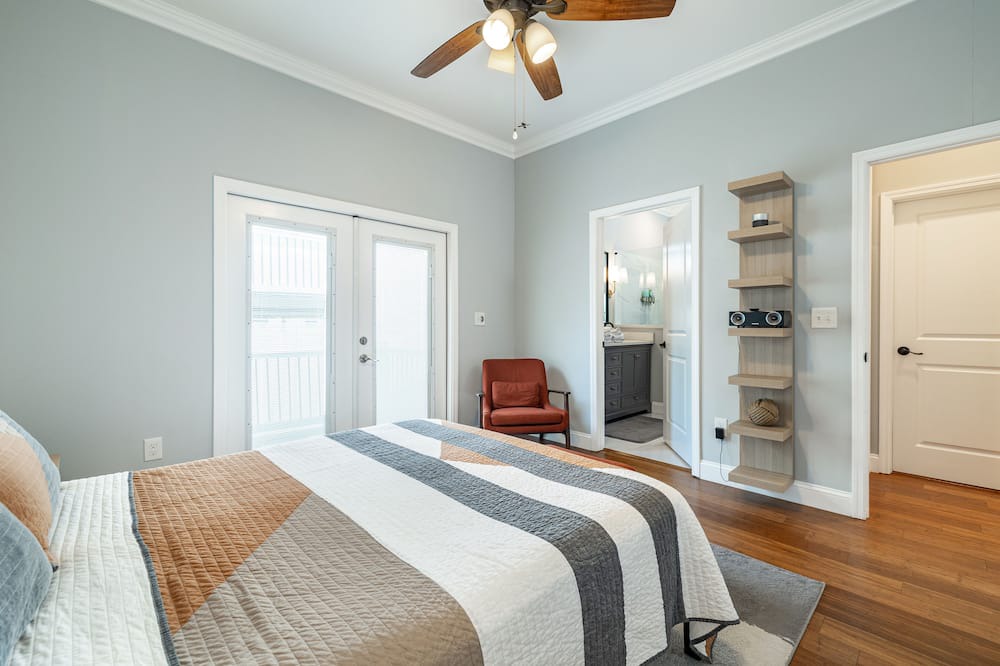 Photo of Bedroom in Tampa Heights