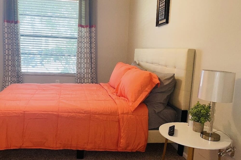 Photo of Bedroom in St. Petersburg - Clearwater
