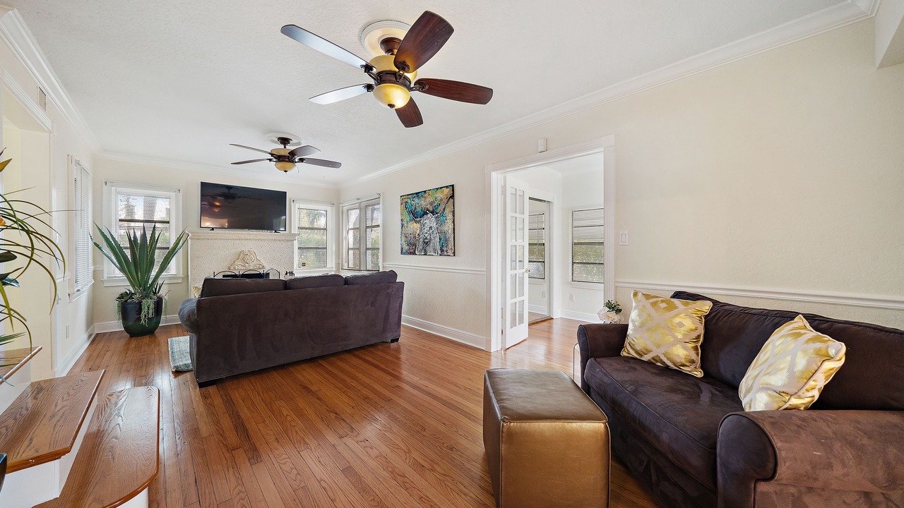 Photo of Livingroom in Sunshine Park