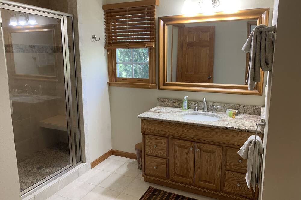Photo of Bathroom in Waynesville
