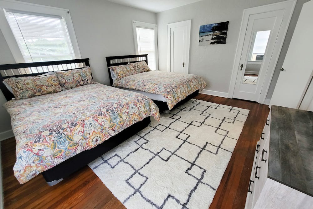 Photo of Bedroom in University Heights