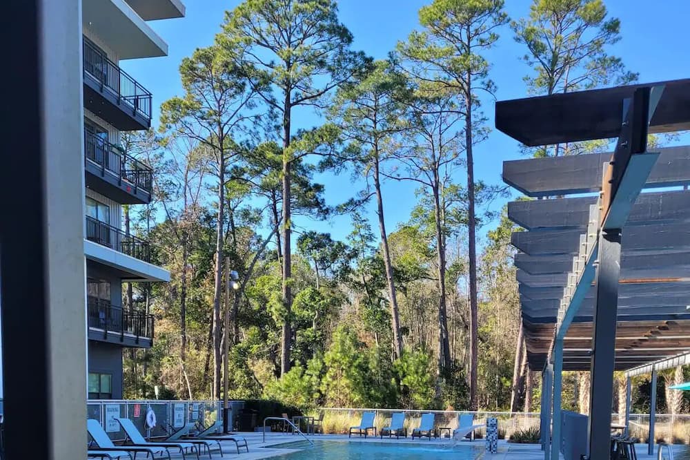 Photo of Outdoor in Baymeadows