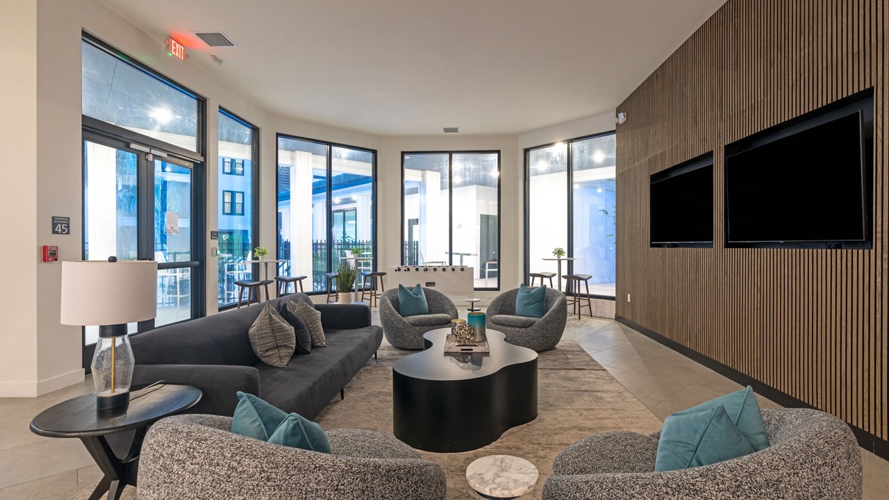 Photo of Livingroom in Port Tampa City