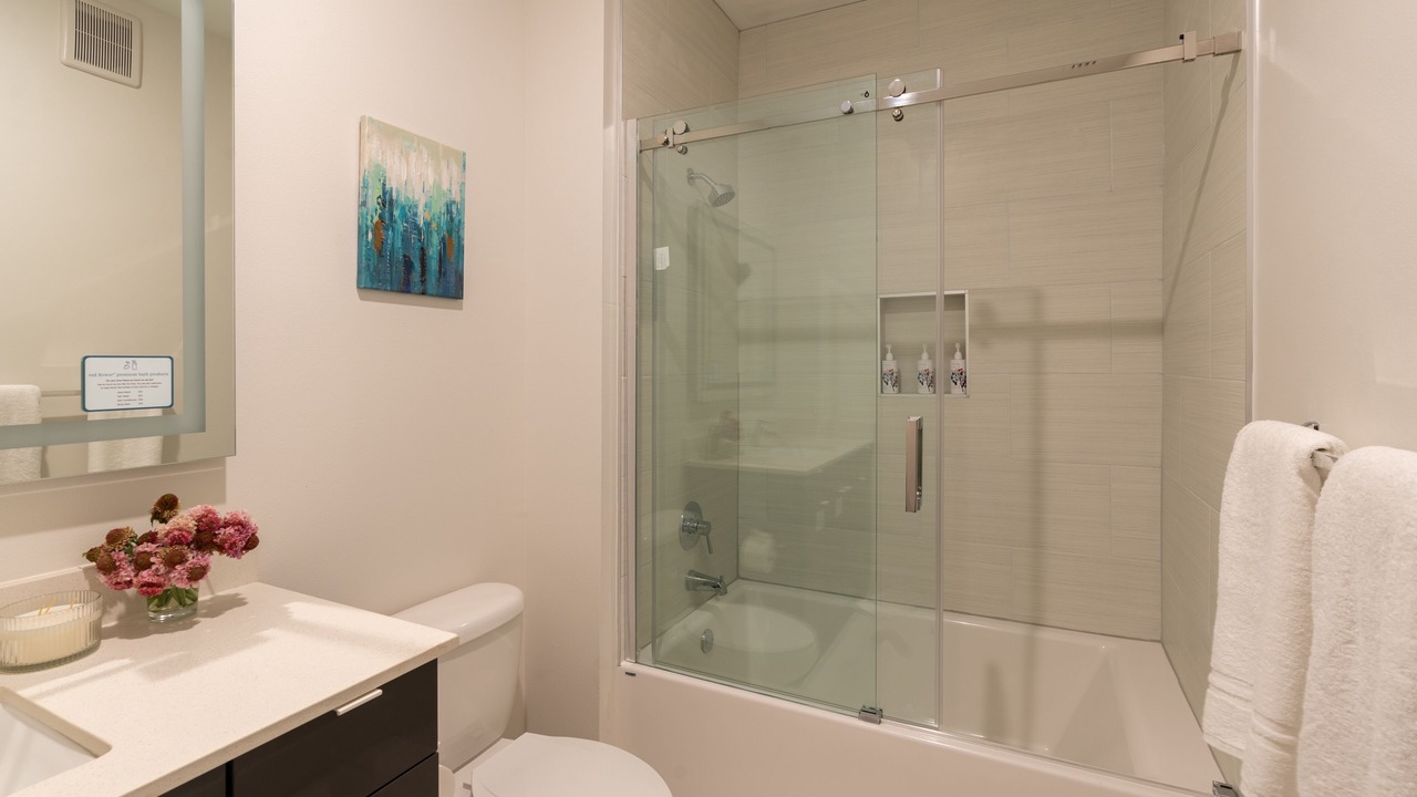 Photo of Bathroom in Port Tampa City
