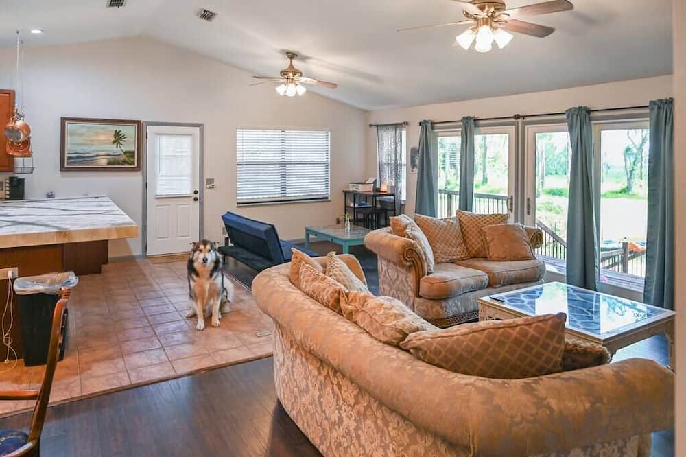 Photo of Bedroom in Graham
