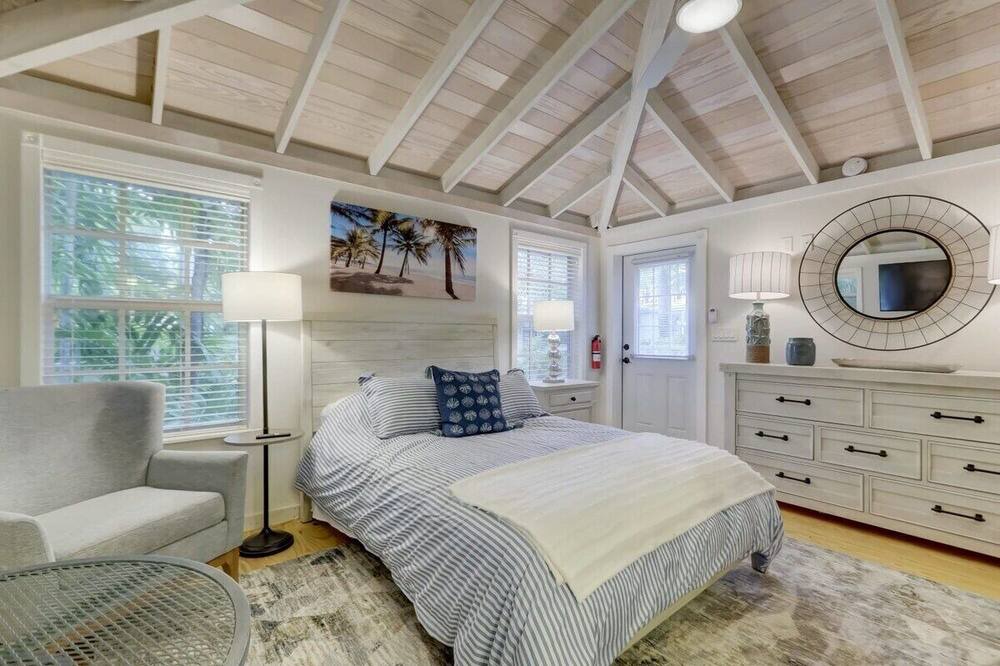 Photo of Bedroom in Sailboat Bend