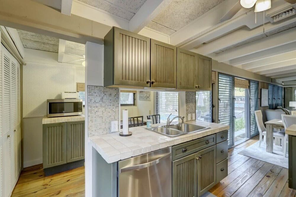 Photo of Kitchen in Sailboat Bend