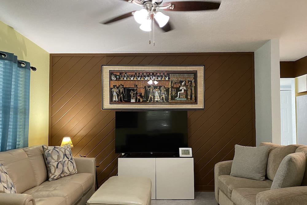 Photo of Livingroom in Orlovista