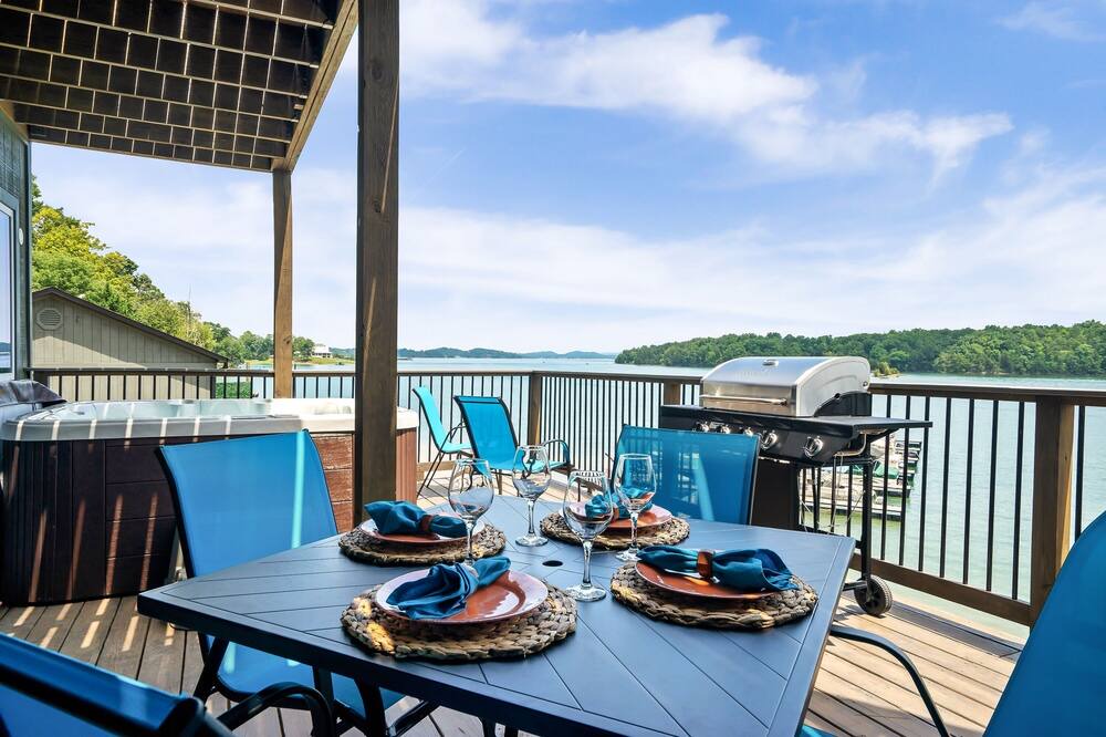 Photo of Patio Balcony in Dandridge