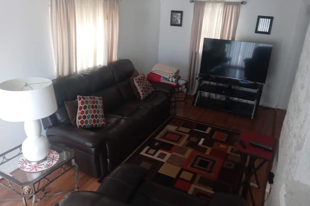 Photo of Livingroom in Pinellas Point