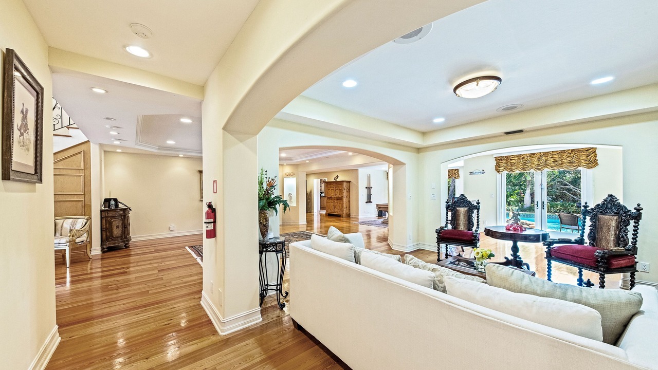 Photo of Livingroom in Harbor Beach