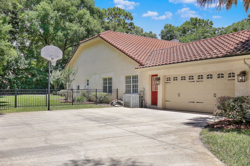Photo of Outdoor in Longwood