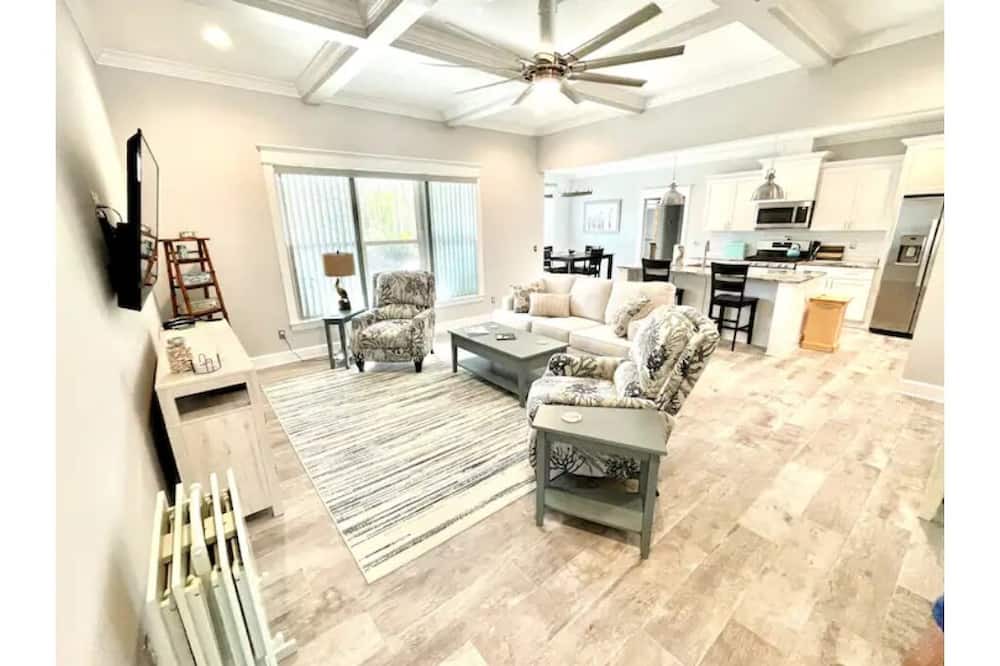 Photo of Bedroom in Carrabelle