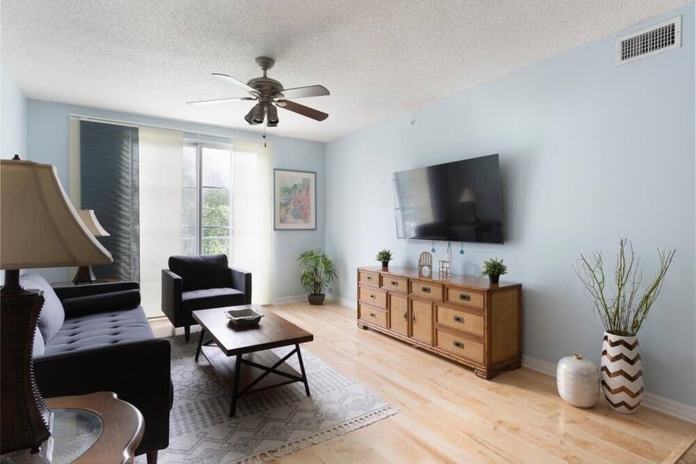 Photo of Livingroom in Downtown West Palm Beach