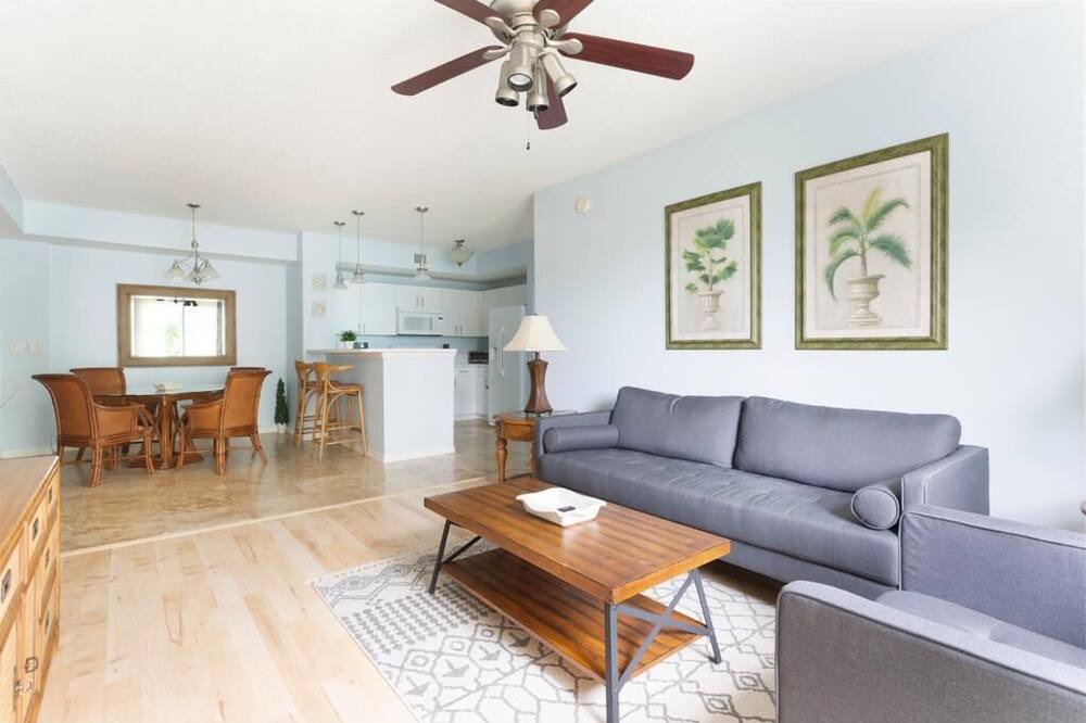 Photo of Livingroom in Downtown West Palm Beach