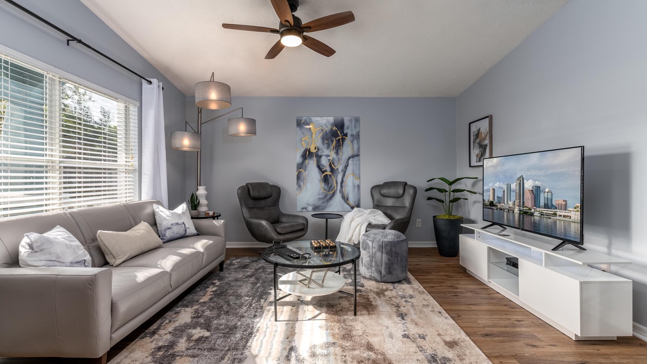 Photo of Livingroom in Port Tampa City