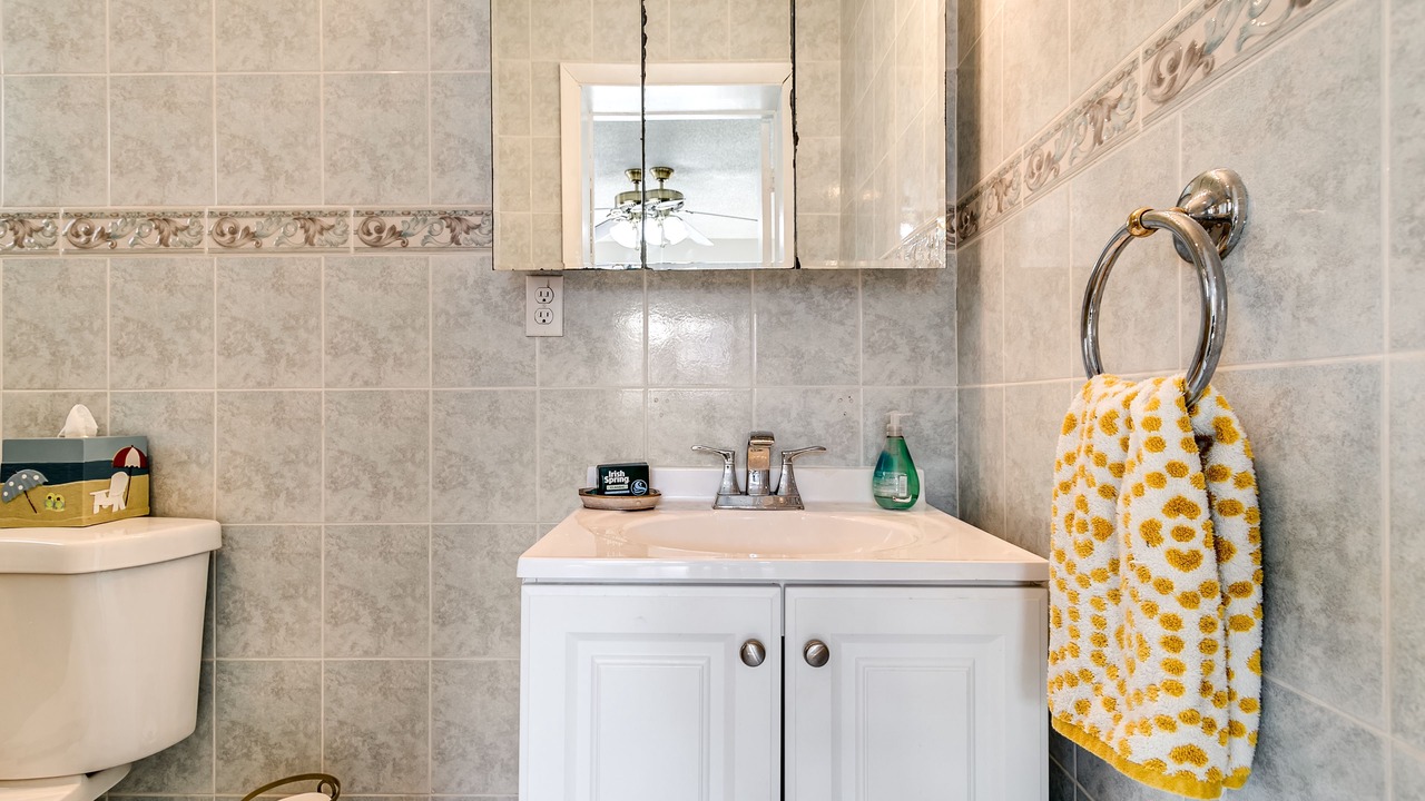 Photo of Bathroom in Coral Terrace