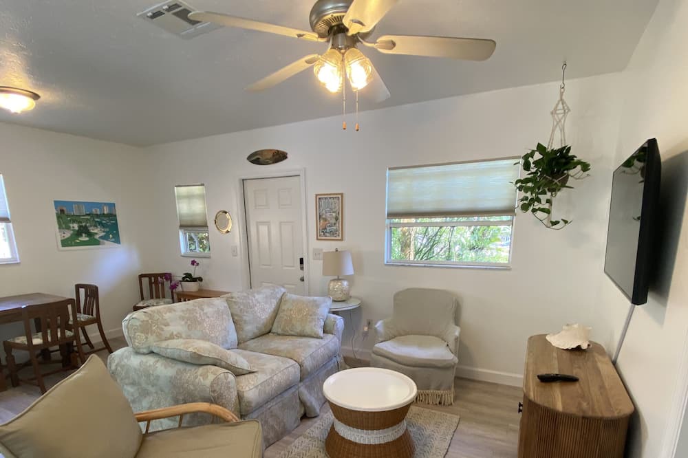 Photo of Livingroom in Alta Vista